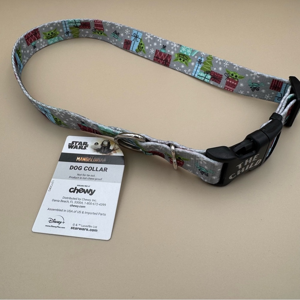 Star Wars by Chewy The Mandalorian's The Child Holiday Dog Collar Size:18-26”